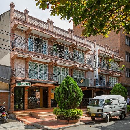 Hotel Boutique Laureles Home - Ayenda 1258 (Adults Only) Медельин Экстерьер фото