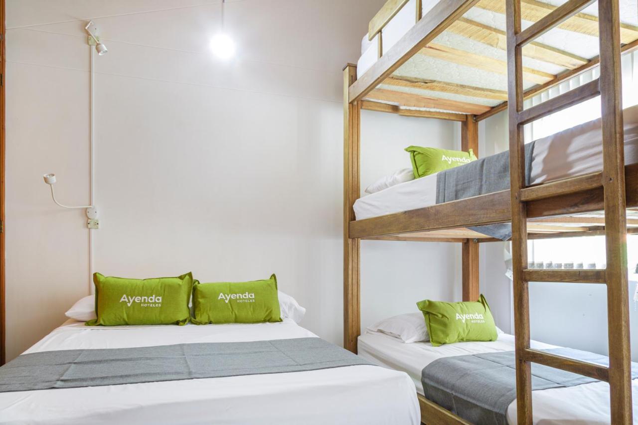 Hotel Boutique Laureles Home - Ayenda 1258 (Adults Only) Медельин Экстерьер фото